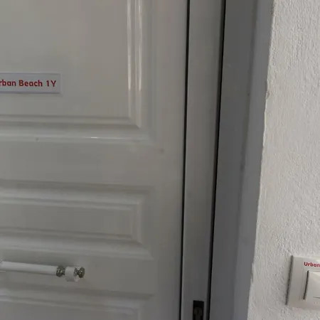 Urban * 罗希姆诺